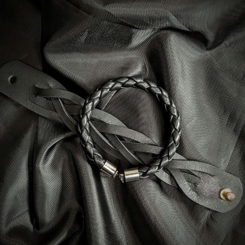 Sculptura Wristband | Handmade