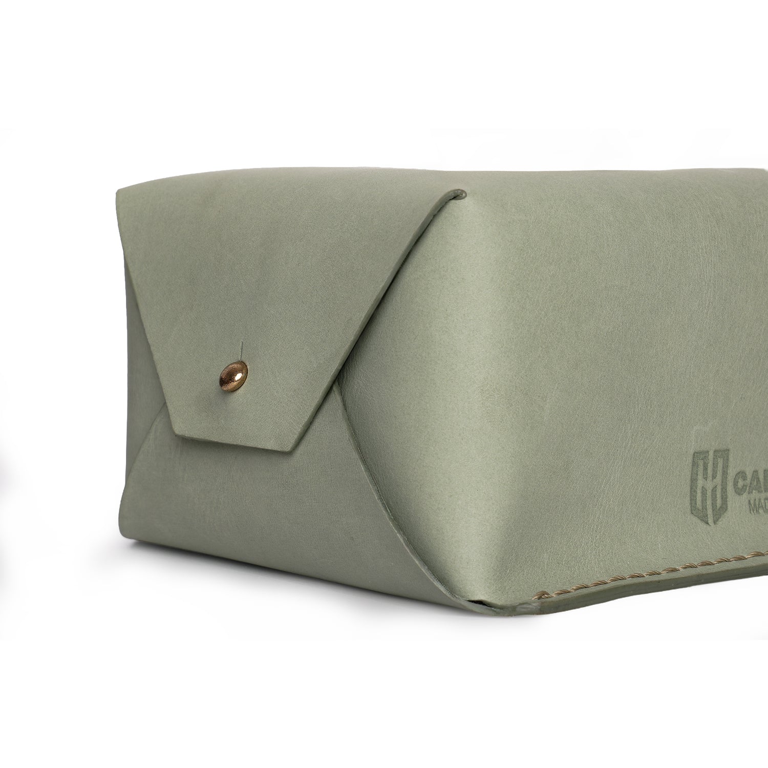 Caprahem TB-02 handmade mint green leather tissue box cover for home and car — close-up of brass snap and contrast stitching